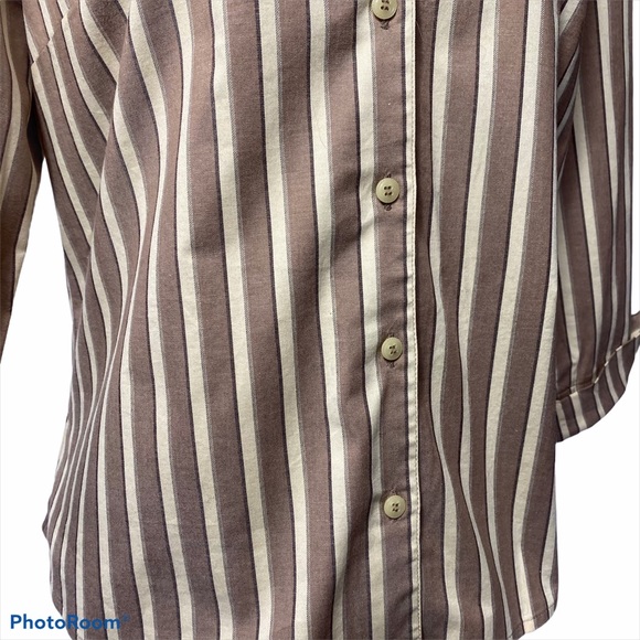 Liz Claiborne Neutral Button Down - Picture 5 of 7